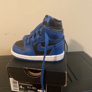 Jordan 1 Retro OG Size 4c